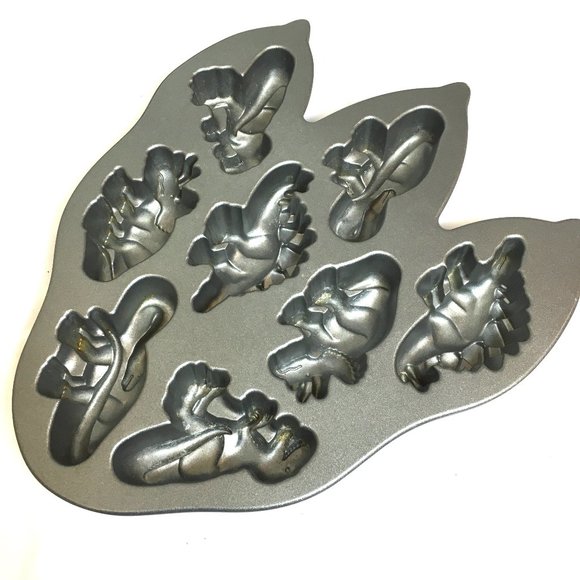 NORDIC WARE Dinosaur Muffin Cupcake Pan EUC - Picture 3 of 12